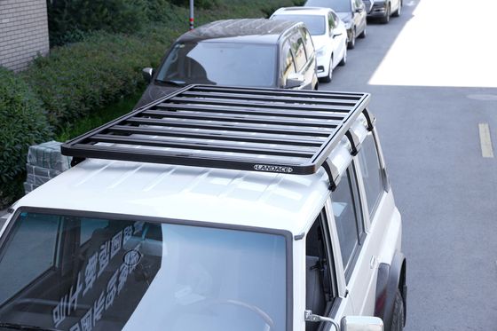 Nissan Patrol Y60 Roof Rack de carro 23.5KG Custom Off Road Roof Rack