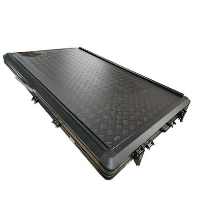 Tenda de telhado triangular 4x4 para todo o trecho com casca de alumínio duro e poliéster à prova d'água