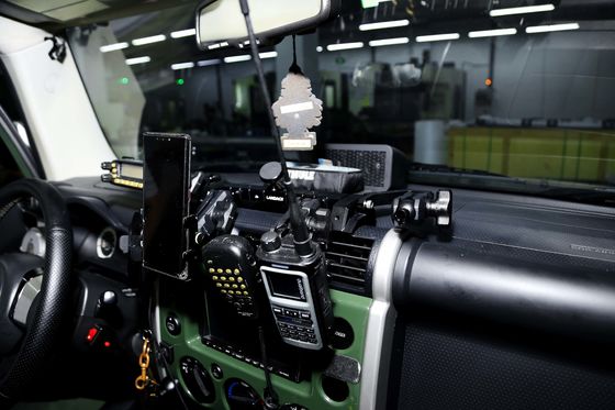 Painel de comutação de carro sem fio e suporte de telefone flexível 4x4 FJ para Toyota