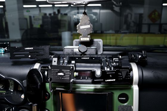 Painel de comutação de carro sem fio e suporte de telefone flexível 4x4 FJ para Toyota