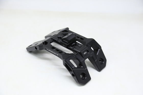 Brackets de montagem de luz de pilar A revestidos com pó para usinagem CNC de liga de alumínio