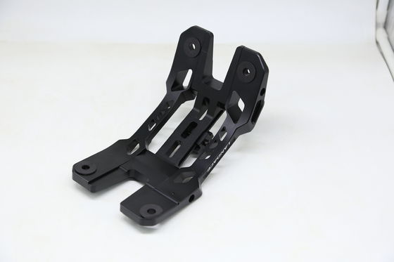 Brackets de montagem de luz de pilar A revestidos com pó para usinagem CNC de liga de alumínio