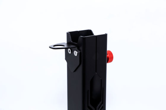 Anodizante acabamento 4x4 liga de alumínio Hitch Mount bandeira suporte para mastro de bandeira universal