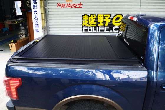 Acessórios 4X4 revestidos em pó Capa de cama de caminhão de passageiros para Toyota Hilux Revo Double Cab