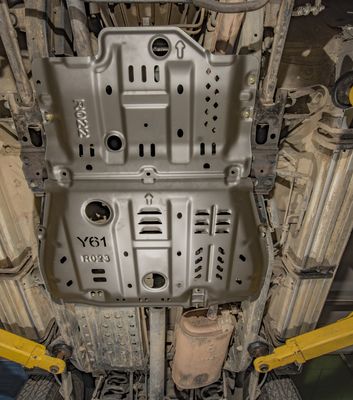 Placa de deslizamento do motor para o Nissan Patrol Y61 GR V Pickup Material de liga de magnésio e alumínio