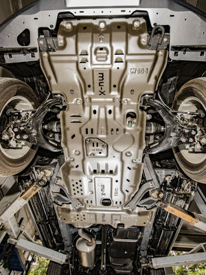 ISUZU MU-X e D-MAX Acessórios OEM Skid Plate para caixa de transferência de transmissão do motor