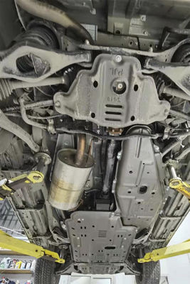 Escudo 3D de transferência de blindagem de tanque de combustível para MITSUBISHI GAC