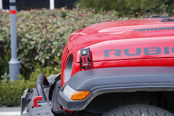 Captura de capuz personalizada para Jeep Wrangler JK JL Peso líquido 0,35 kg/pc Processo CNC