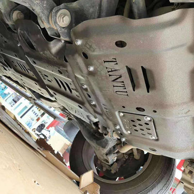 Toyota Tundra 4x4 Veículo Acessórios Externos 5,0mm Proteção revestida de pó de placa de deslizamento