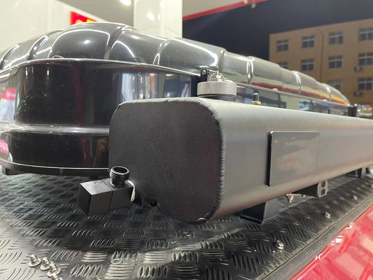 Experimente a diferença 30L Solar Overland Tank de água para aventuras off-road