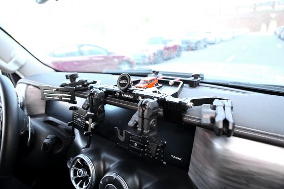 Tanque 300 Componente de console central multifunção com acabamento de superfície de anodização dura