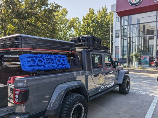 400 kg de capacidade dura Jeep Roof Rack Bar com escadas e porta-bagagens de carro