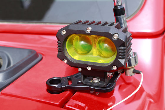Directamente personalizado Alumínio A-Pillar paraibro Luz Montar Bracket para acessórios Jeep